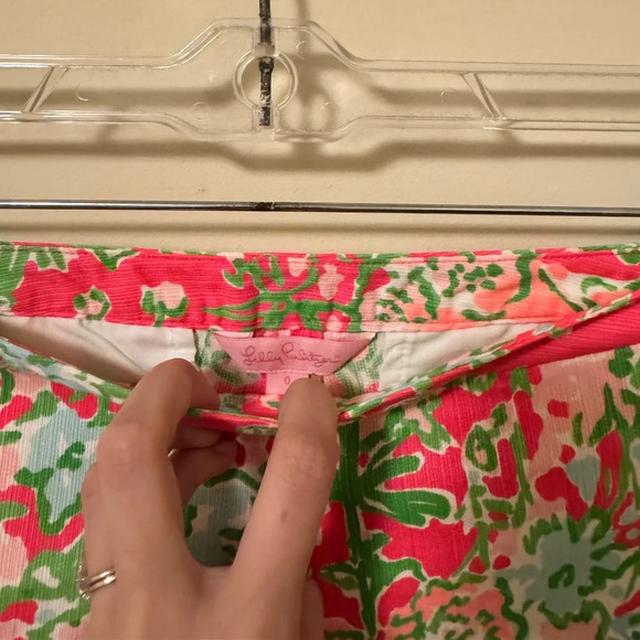 Lilly Pulitzer Sz 0 Adie Shorts Flamingo Pink Southern Charm 100% Cotton w Zip - Picture 4 of 4